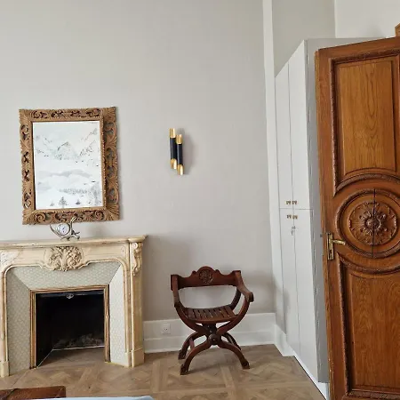 De Standing Au Chateau Avec Jardin Privatif - Fr-1-165b-18 公寓 柔基耶